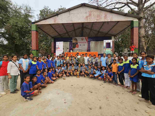 बाउंस ऑफ जॉय कार्यक्रम के तहत बालिका फुटबॉल प्रतियोगिता, इंदिरा गांधी क्लब ने जीती ट्रॉफी
